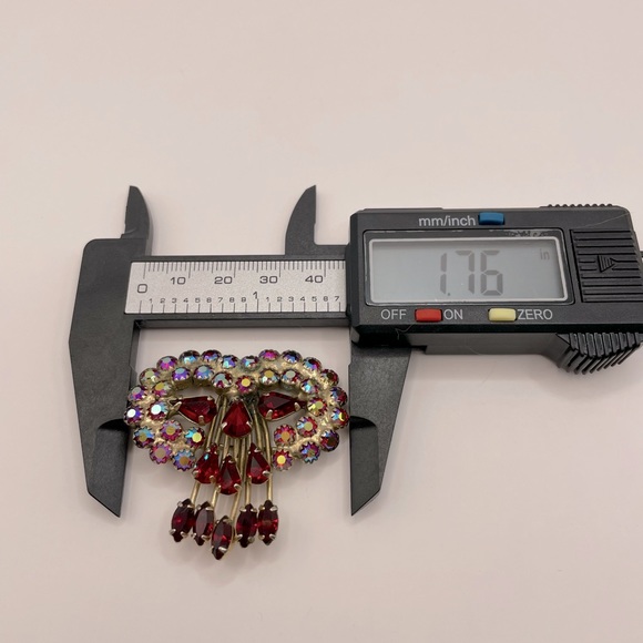 VINTAGE Aurora Borealis Crystal Brooch - Picture 6 of 7